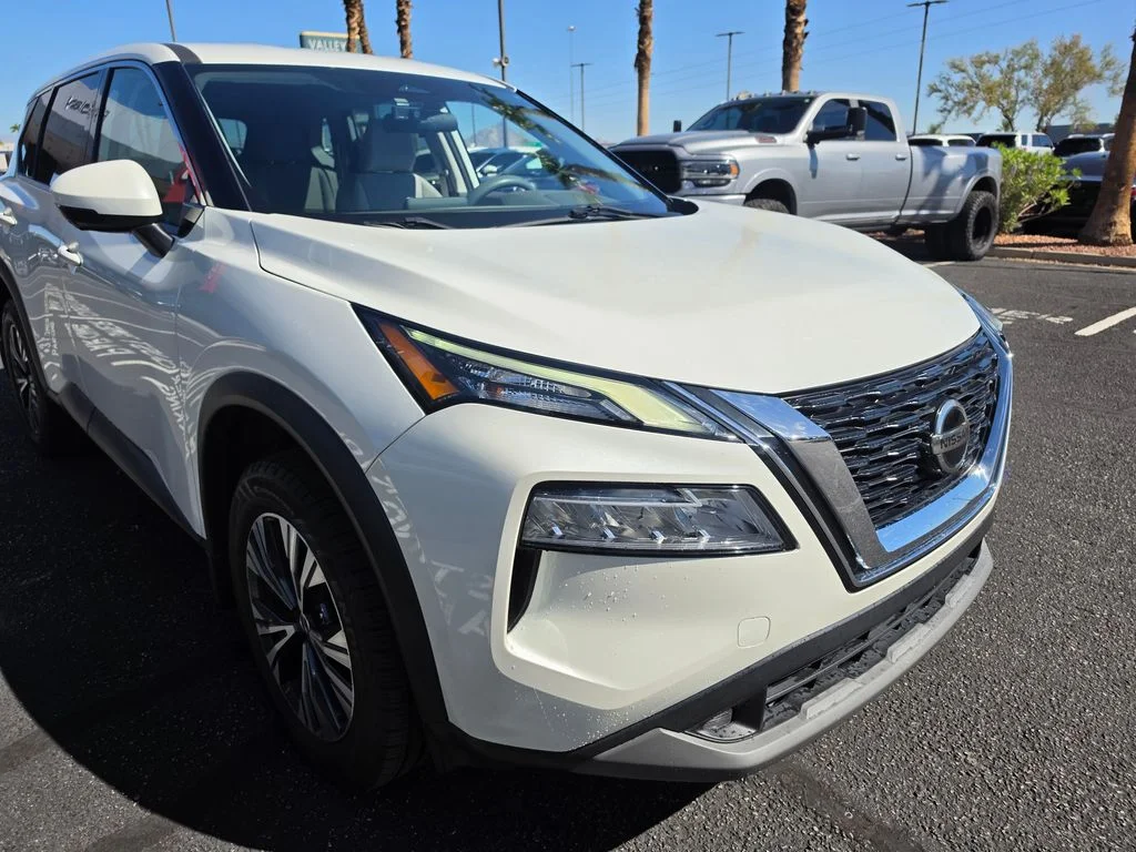 Certified Used 2021 White Nissan SV image 3