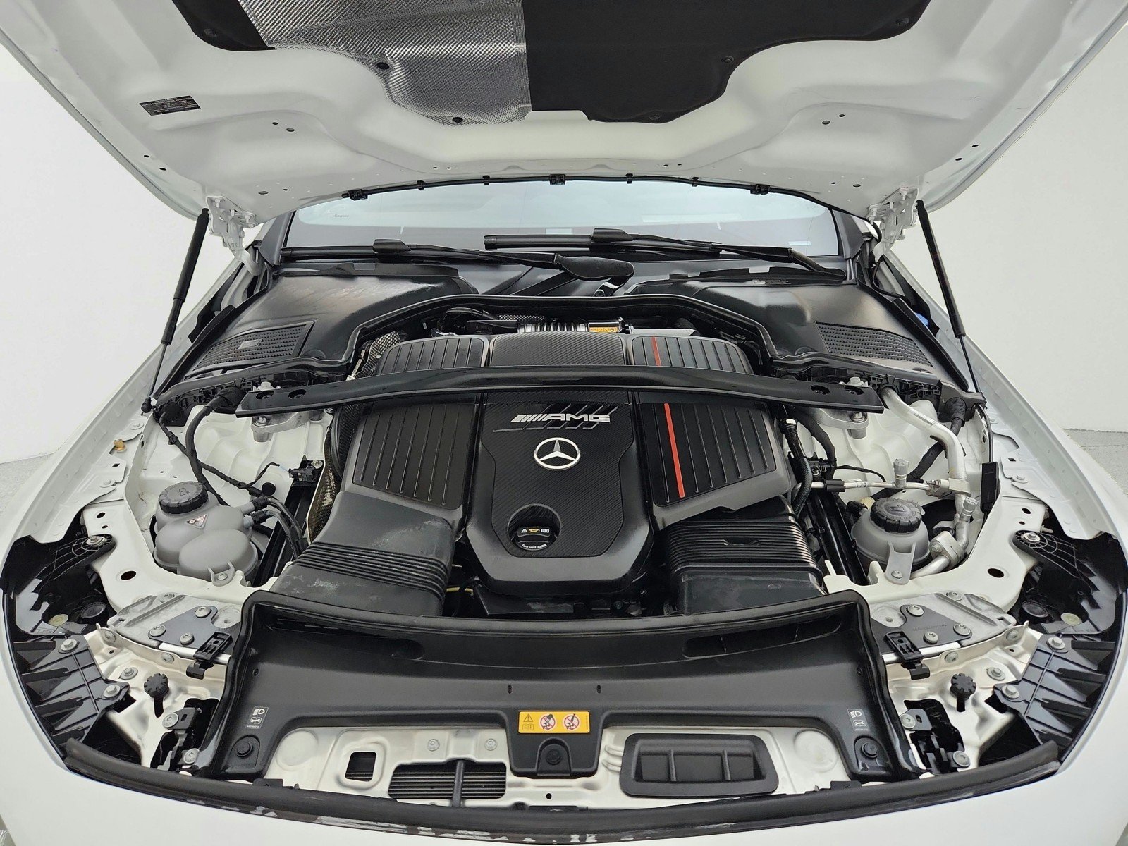 Certified Used 2024 MANUFAKTUR Moonlight White Metallic Mercedes-Benz AMG® CLE 53 image 30