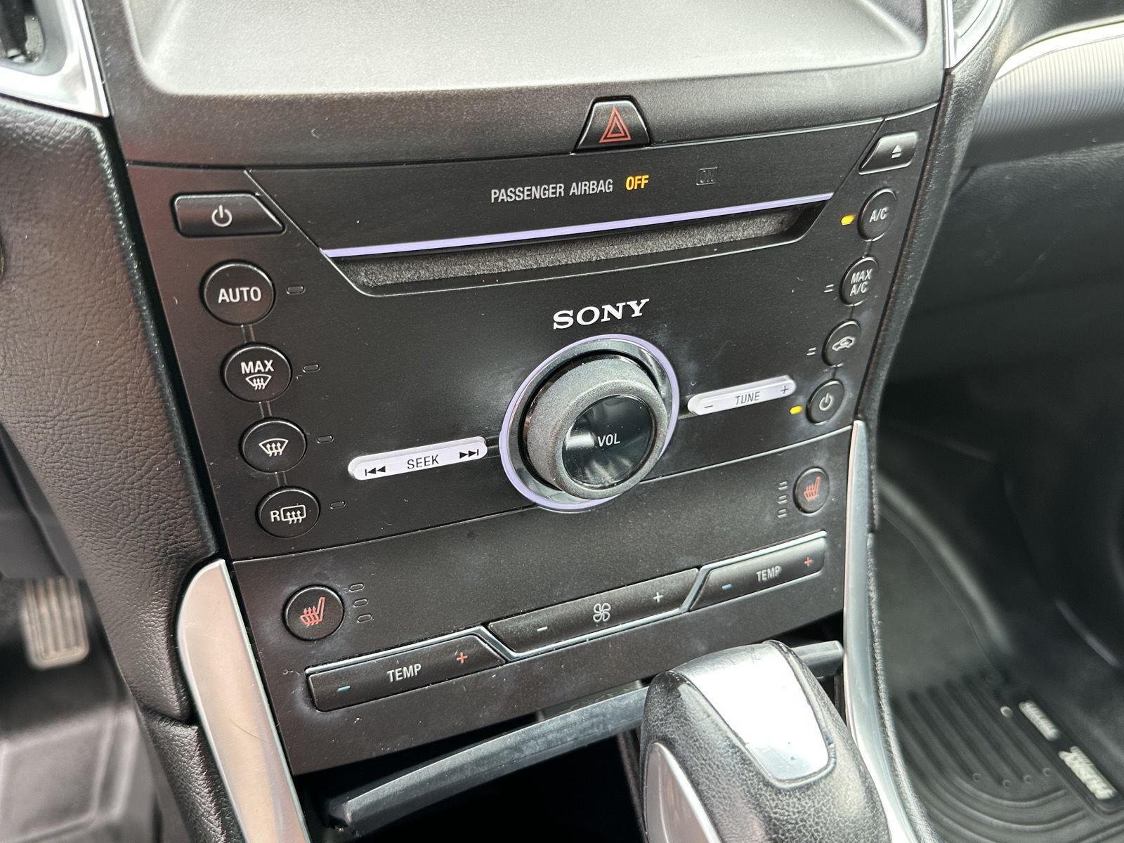 Used 2015 Silver Ford Titanium image 34