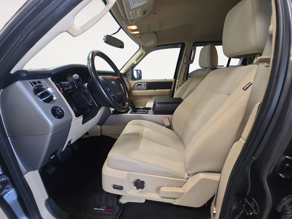 Used 2015 Gray Ford XLT image 16