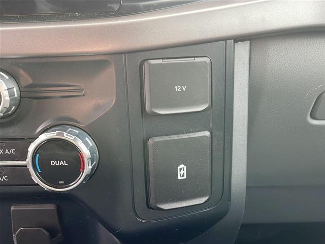 Used 2025 Oxford White Ford XLT image 56