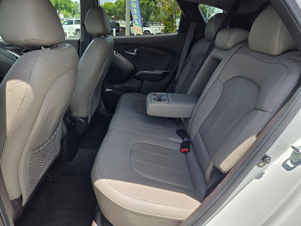 Used 2015 White Hyundai Limited image 6