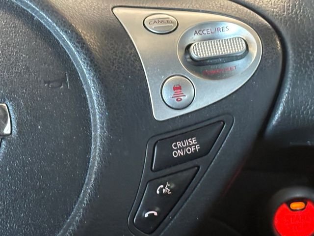 Used 2018 White Nissan SR image 13