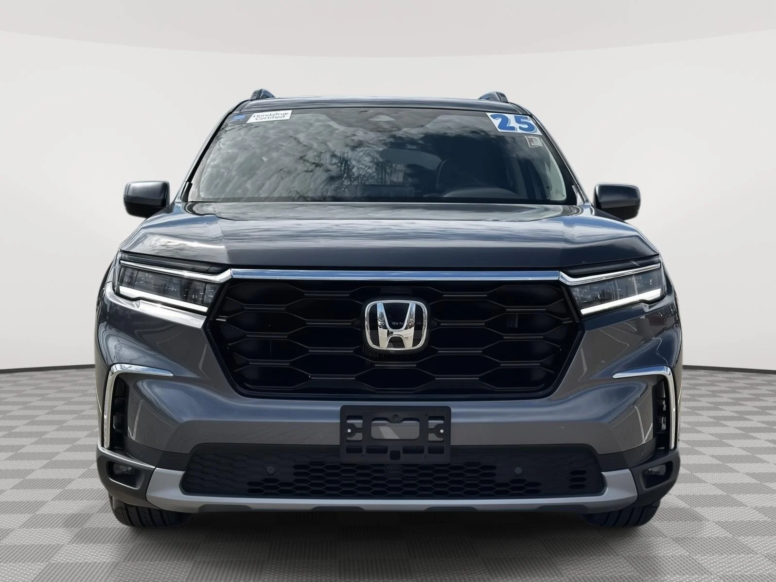 Certified 2025 Honda Pilot Touring with VIN 5FNYG1H79SB157410 for sale in Kansas City