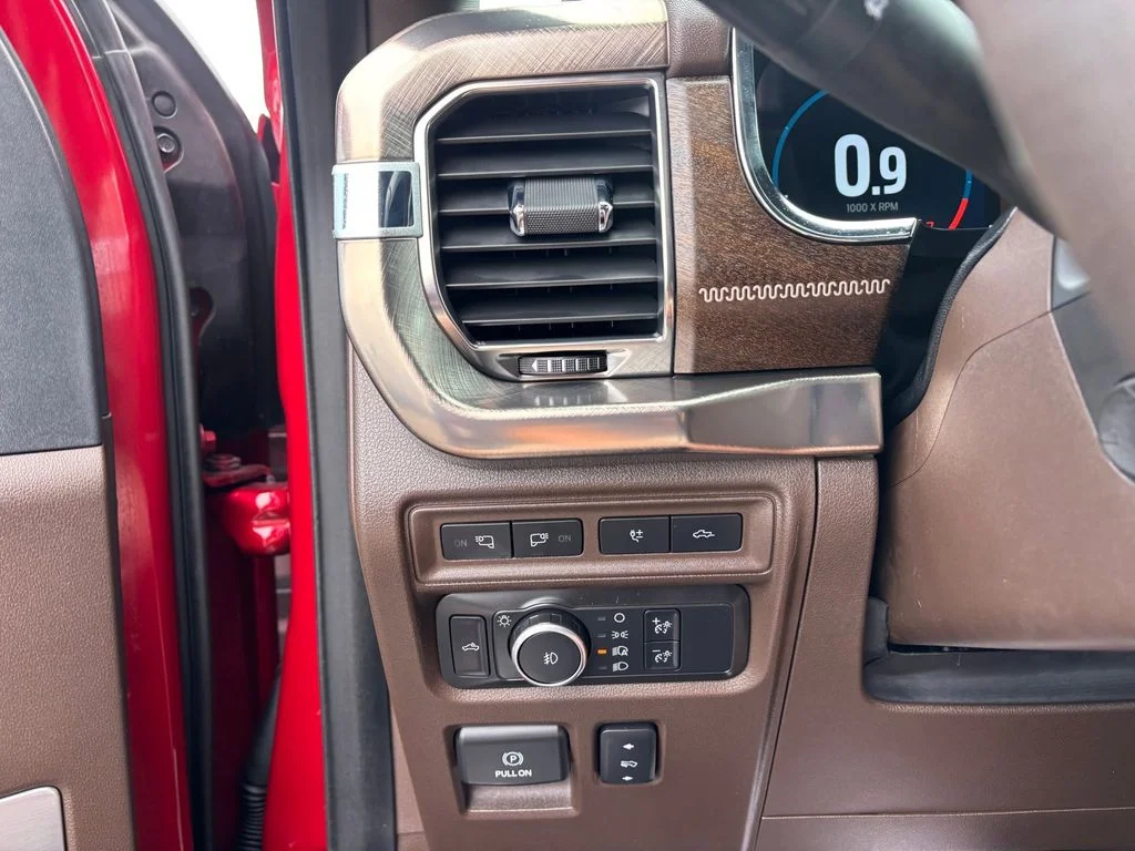 Used 2021 Red Ford King Ranch image 22