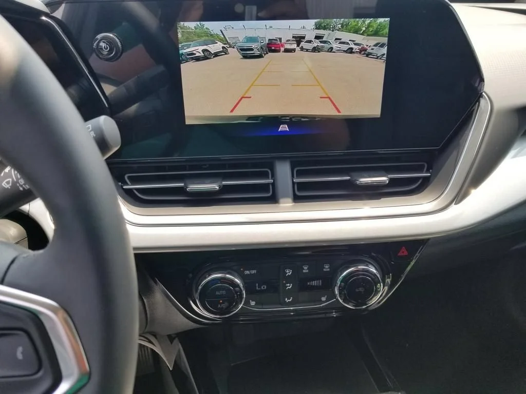 2026 Chevrolet Trax LT - Photo 29
