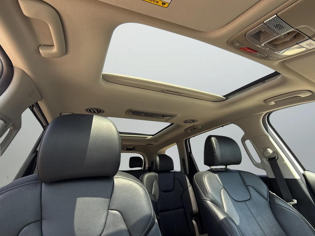 Certified Used 2023 White Kia SX image 14