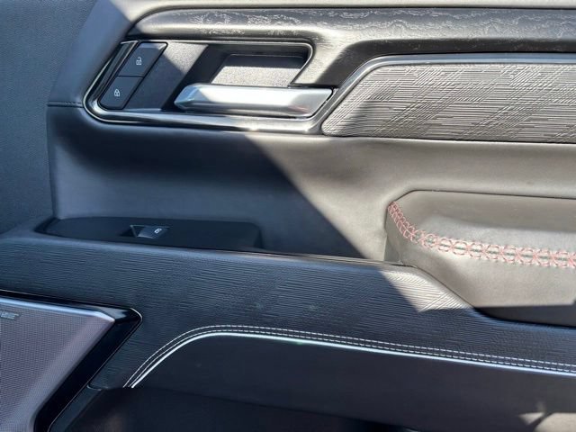 Used 2025 Summit White GMC AT4X image 23