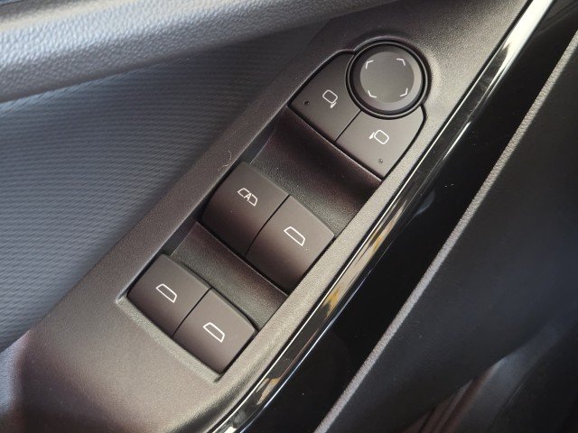 2027 Chevrolet Equinox LT - Photo 12
