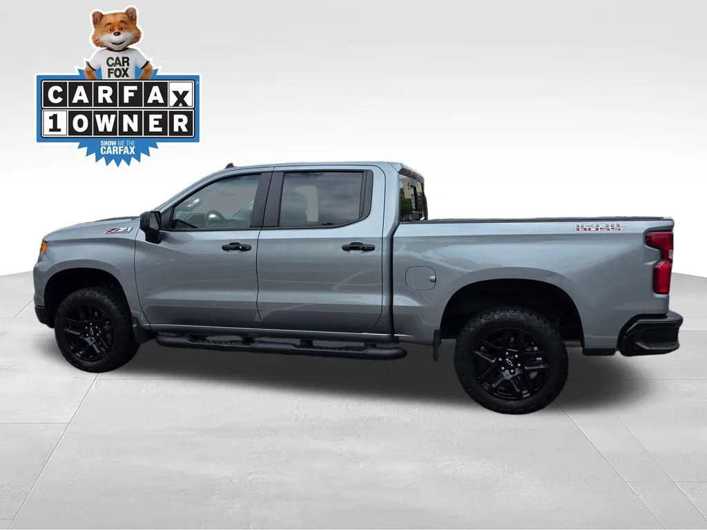 Used 2025 Sterling Gray Metallic Chevrolet LT Trail Boss image 4