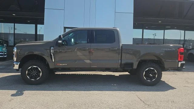 New 2027 Marsh Gray Metallic Ford Lariat 4WD image 23