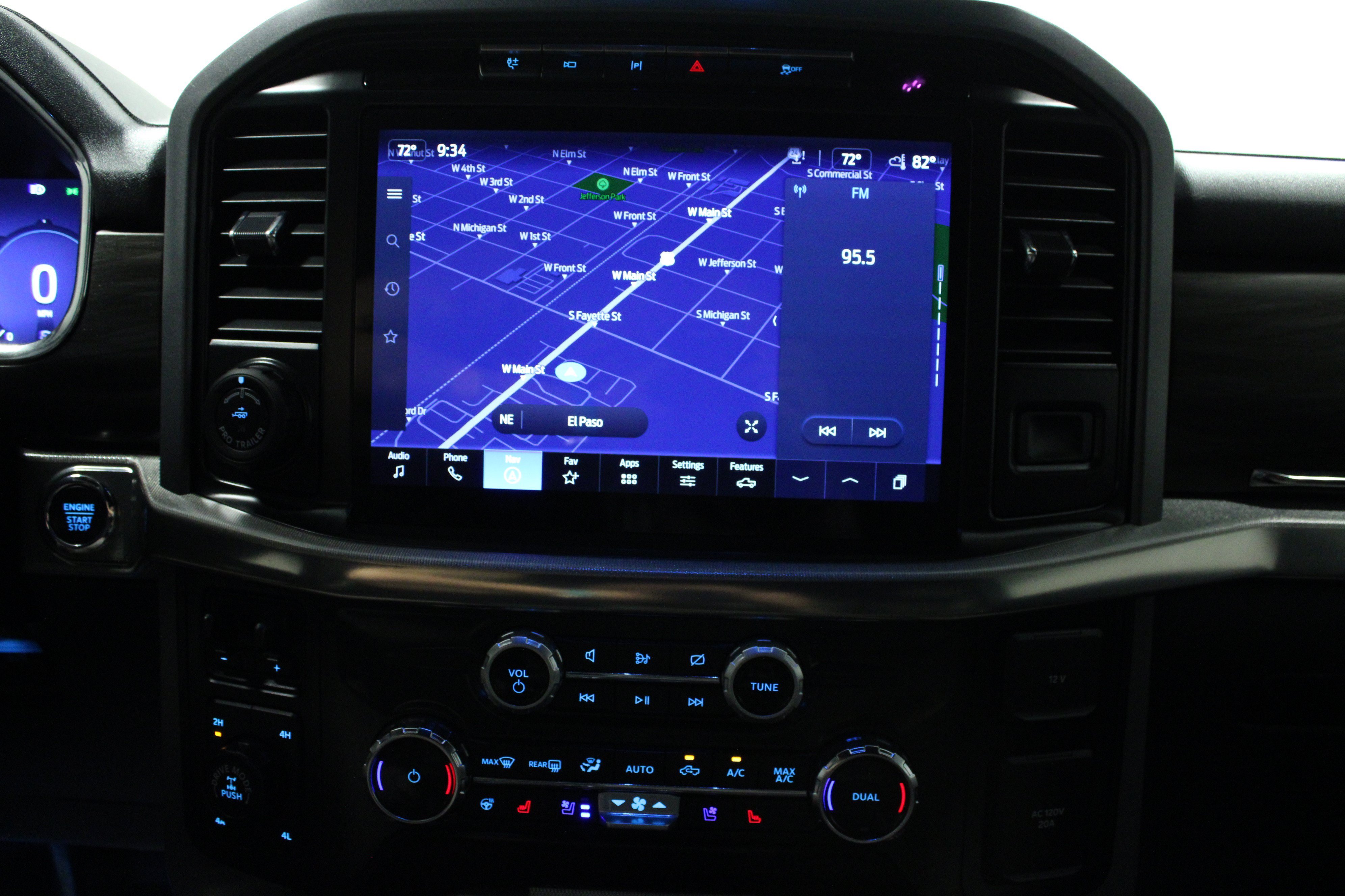 Used 2024 Antimatter Blue Metallic Ford LARIAT image 23