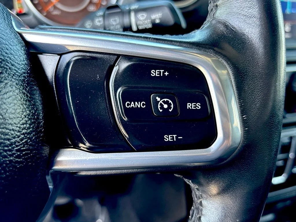 Used 2021 Billet Silver Metallic Clear Coat Jeep Sahara Altitude image 13