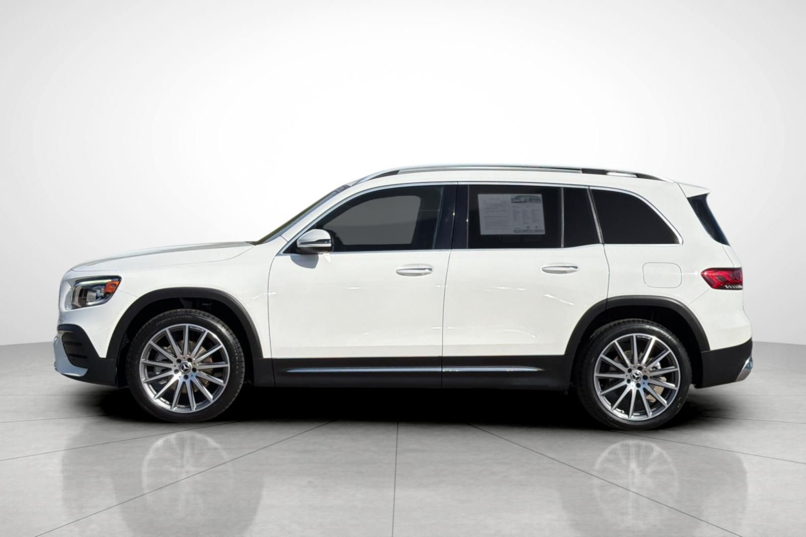 Certified Used 2022 White Mercedes-Benz GLB 250 image 31
