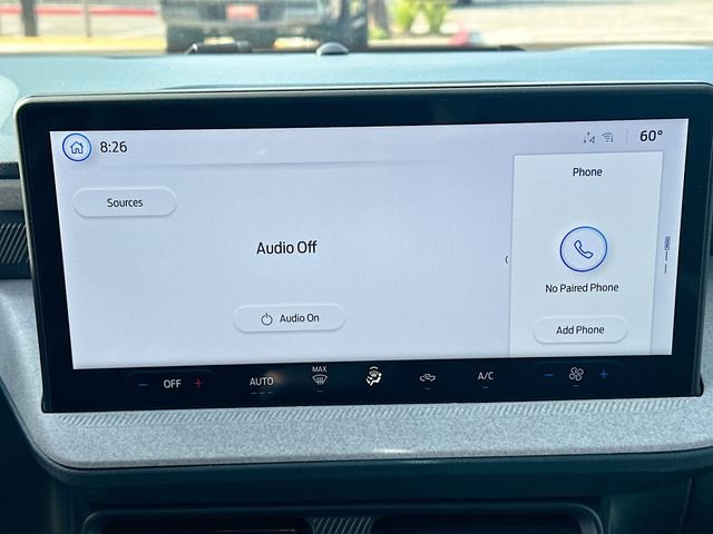 New 2026 Oxford White Ford XLT image 15