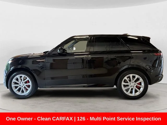 Used 2023 Black Land Rover SE Dynamic image 2