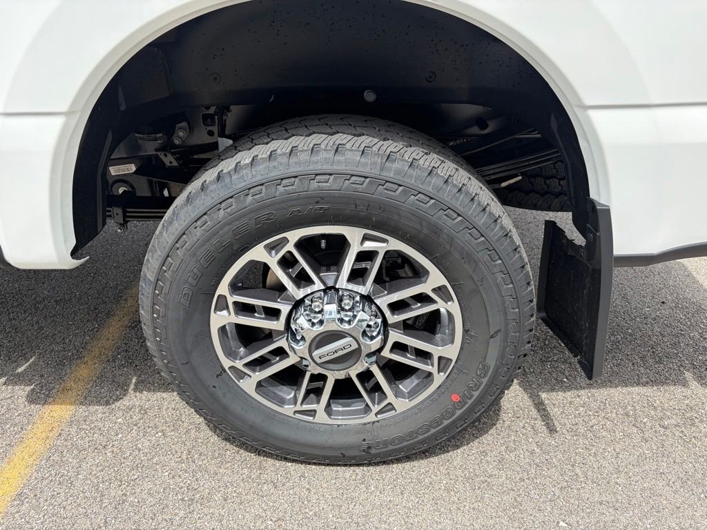 New 2026 White Ford Platinum image 44
