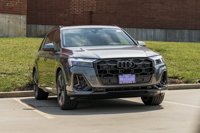 2026 Audi Q7 S line Premium Plus