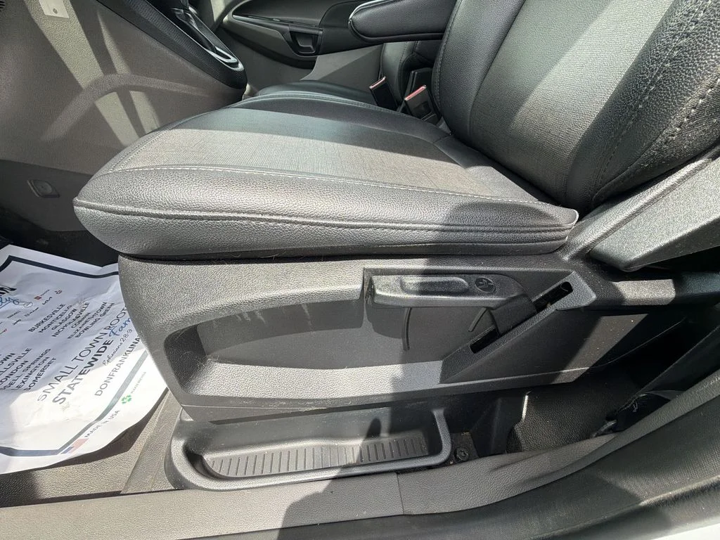 Used 2020 White Ford XL image 18