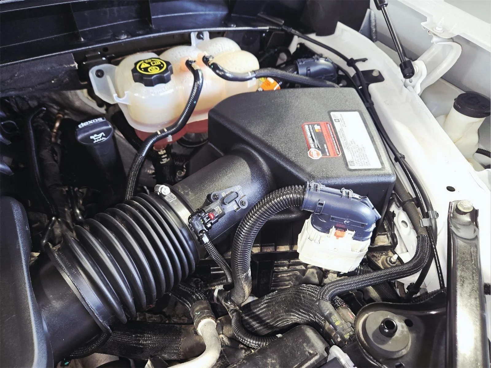 Used 2021 Summit White GMC Elevation image 61