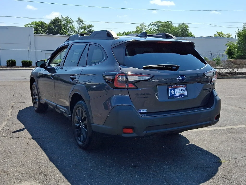 Used 2023  Subaru Onyx Edition XT image 9