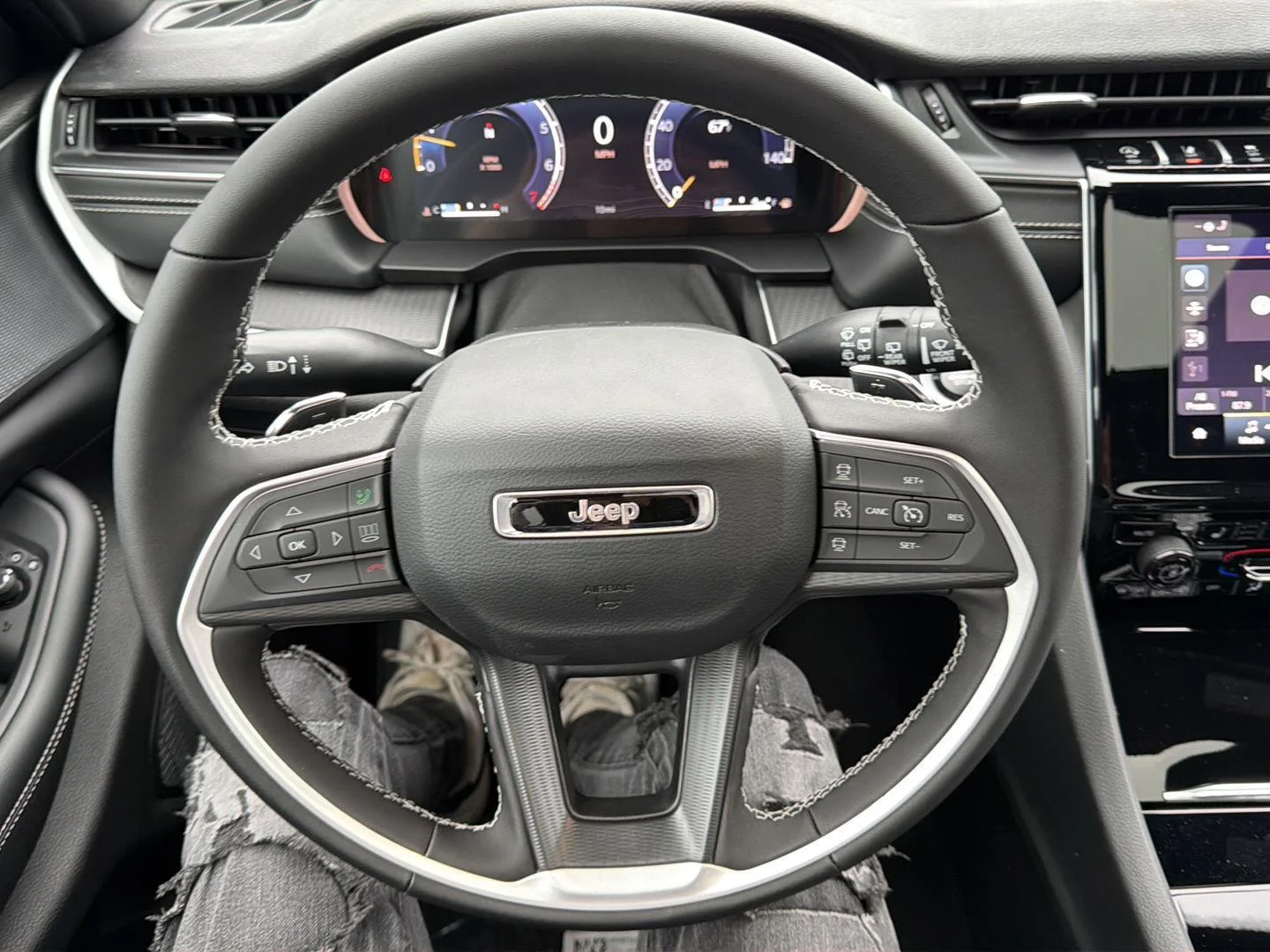New 2026 Silver Zynith Jeep Laredo X image 17