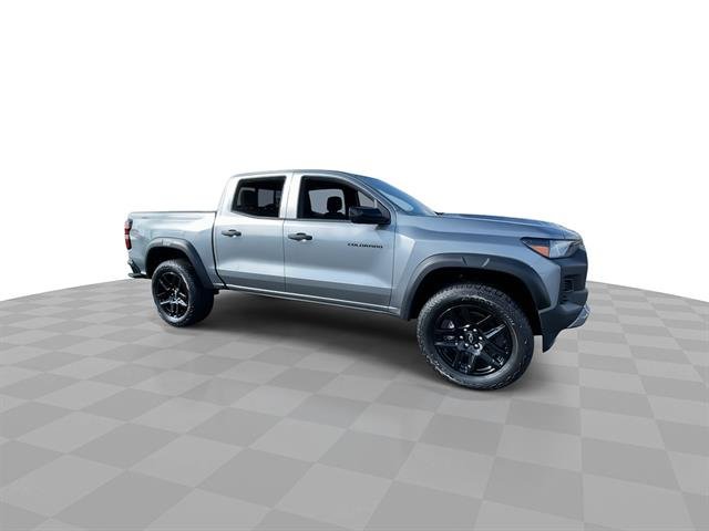 2023 Chevrolet Colorado Trail Boss, photo 2 of 12