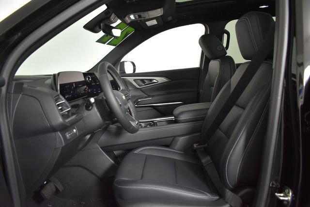 2027 Chevrolet Traverse LT - Photo 33