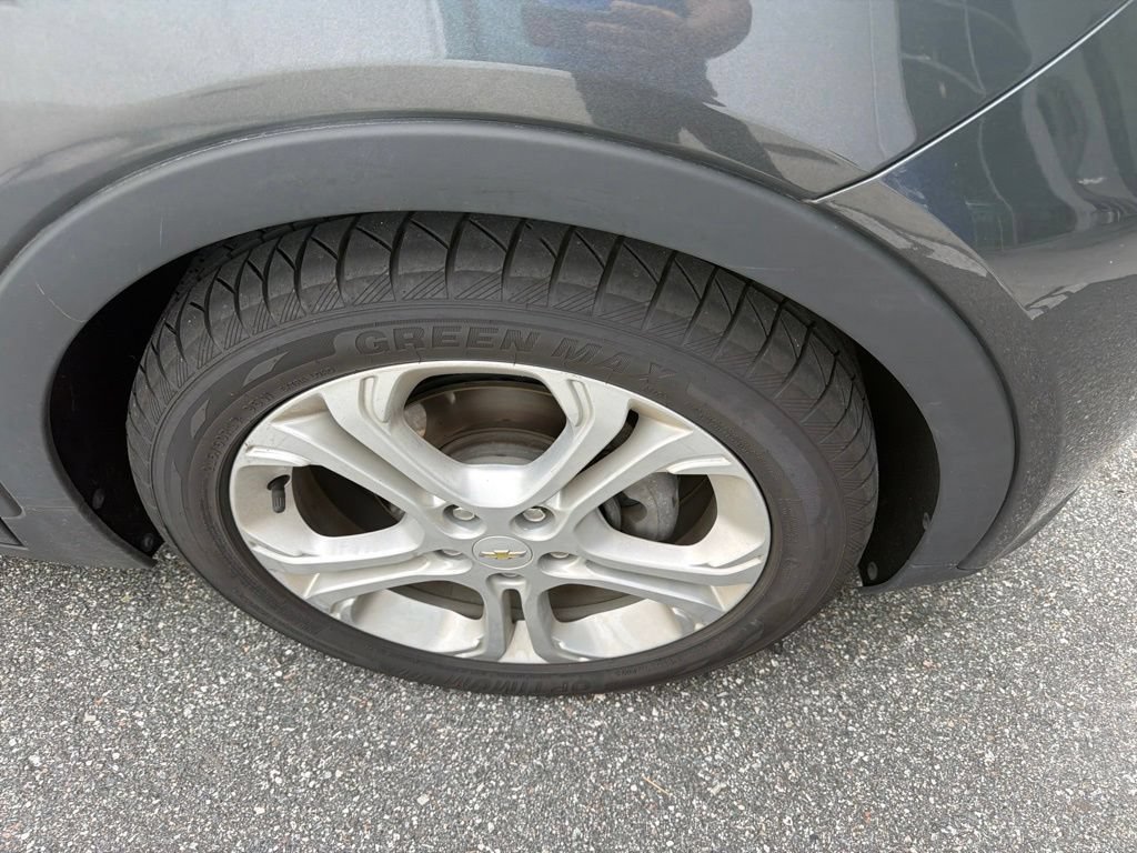 Used 2020 NIGHTFALL GRAY METALLIC Chevrolet LT image 6