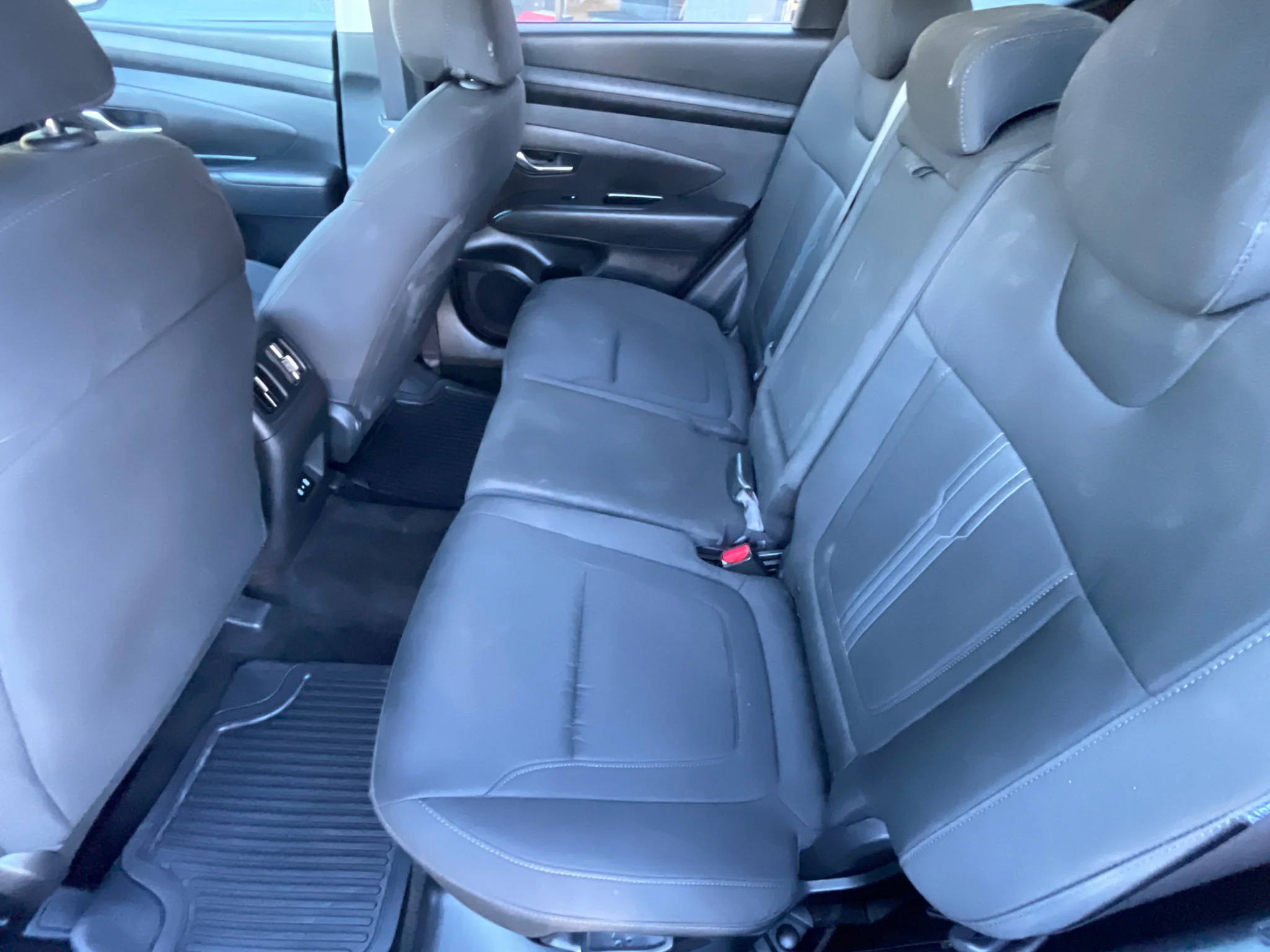 Used 2025 Rockwood Green Hyundai SEL image 19