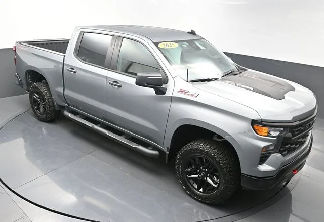 Used 2025 Gray Chevrolet Custom Trail Boss image 38