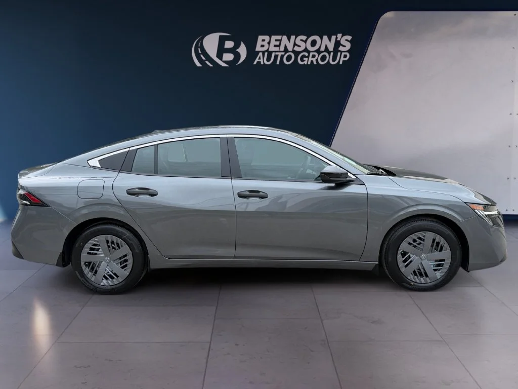 New 2027 Gray Nissan S image 6