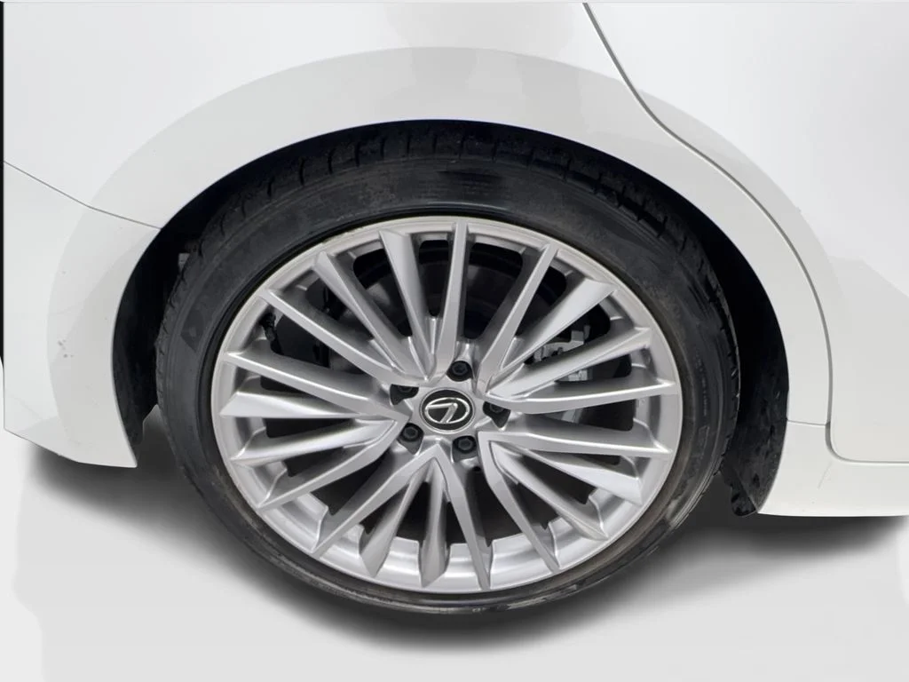 Used 2024 White Lexus 300 image 16