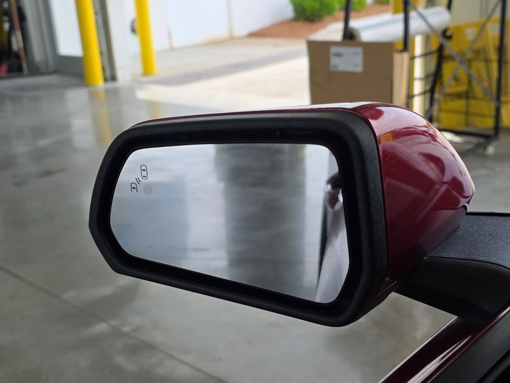 Used 2017 Red Ford GT Premium image 21