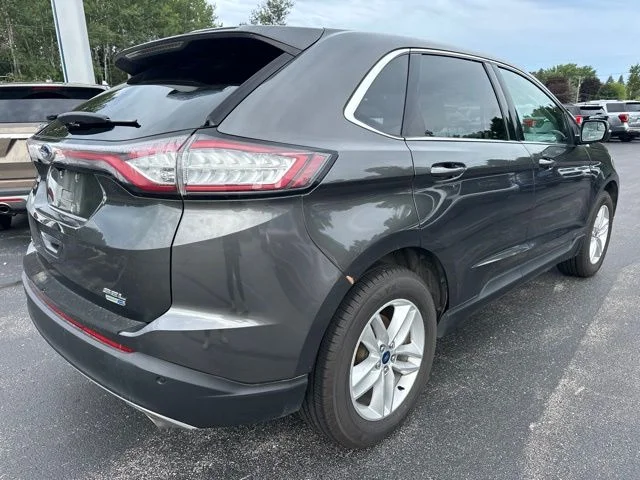 Used 2018 Magnetic Ford SEL image 8