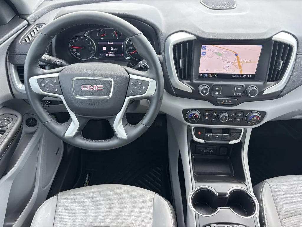 Used 2023 STERLING METALLIC GMC SLT image 3
