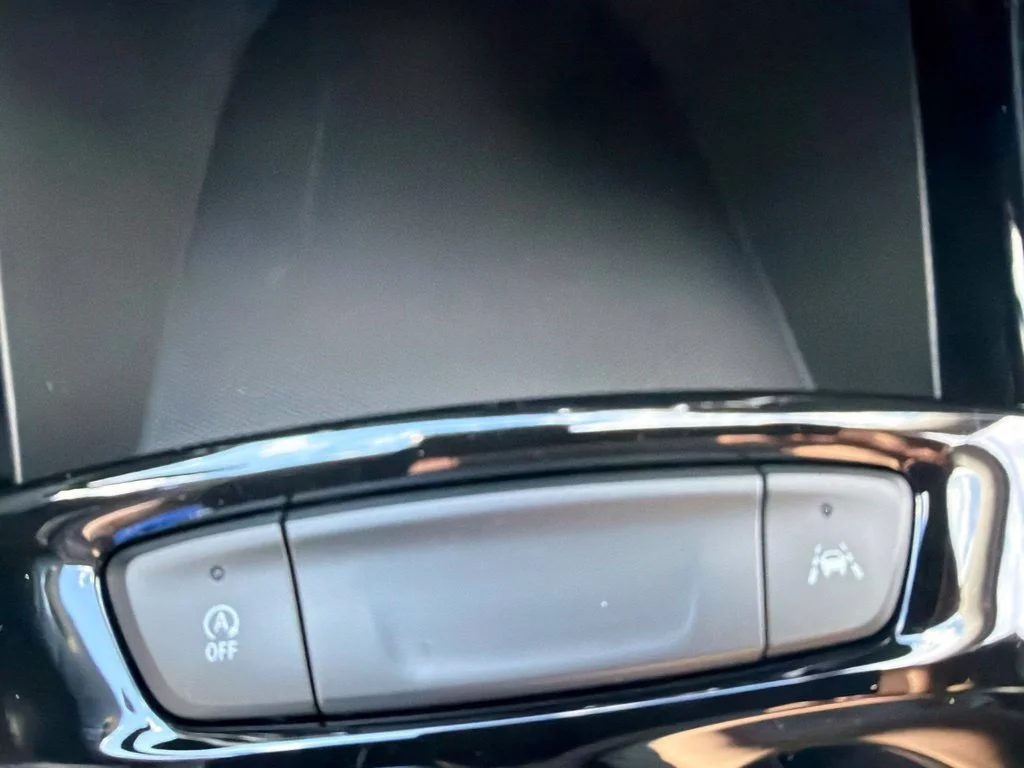 New 2026 Summit White Chevrolet LT image 19