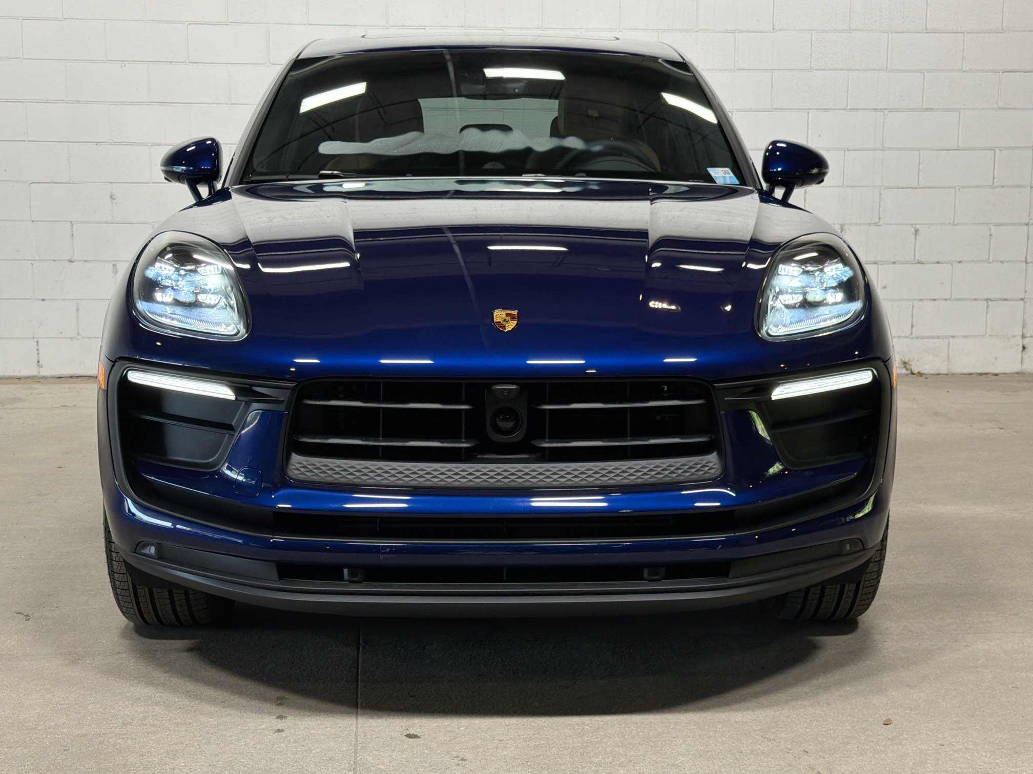 New 2026 Gentian Blue Metallic Porsche  image 9