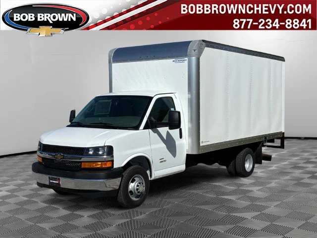 2026 Chevrolet Express Cutaway Base