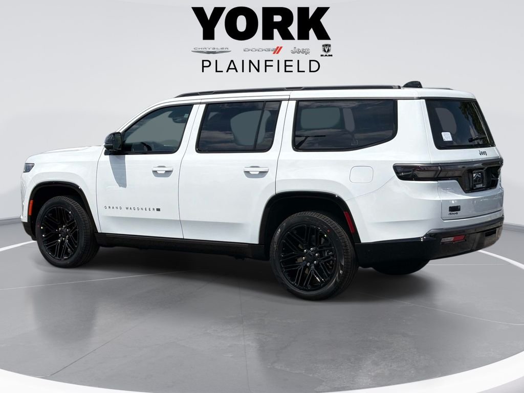 New 2026 Bright White Clear-Coat Exterior Paint Jeep Limited image 7
