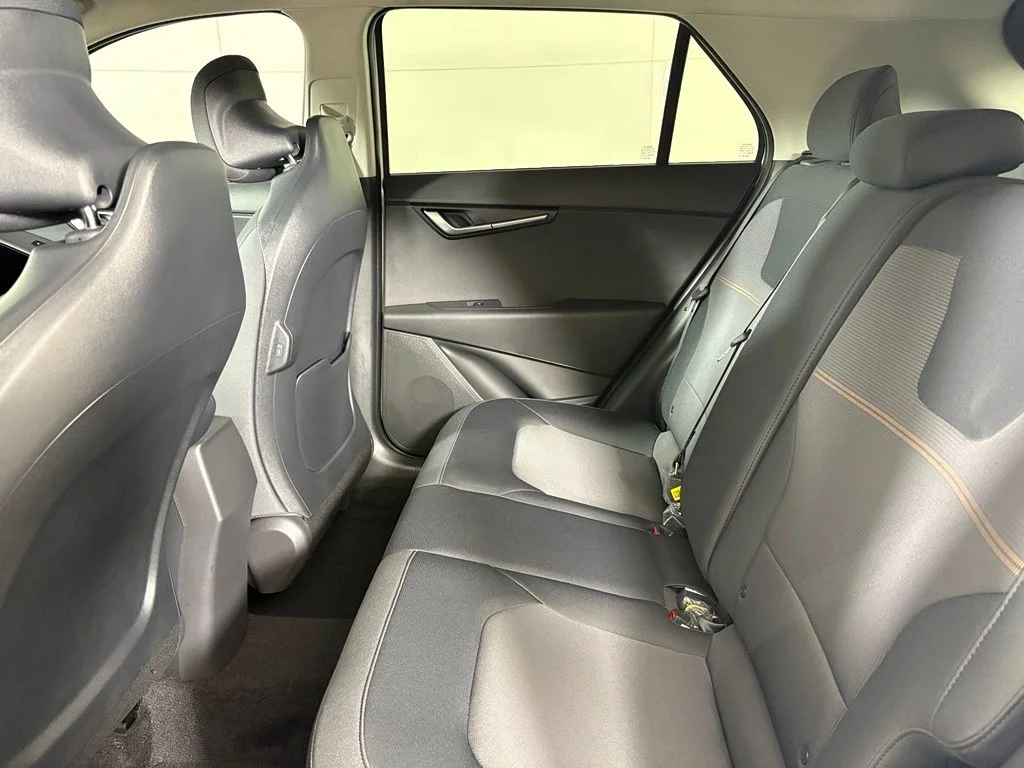 New 2026 Snow White Pearl Kia LX image 35