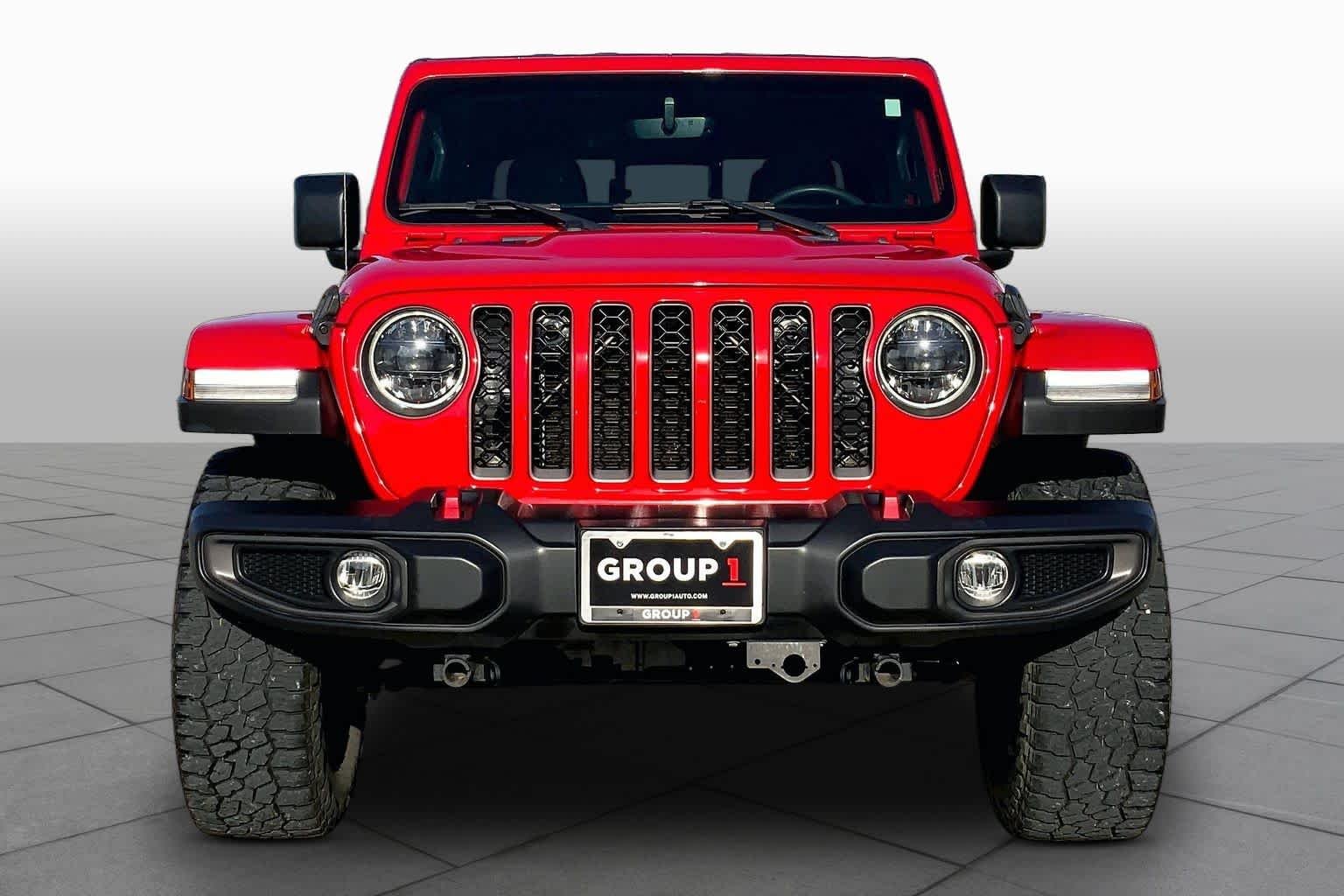 Certified Used 2023 Firecracker Red Clearcoat Jeep Rubicon image 4