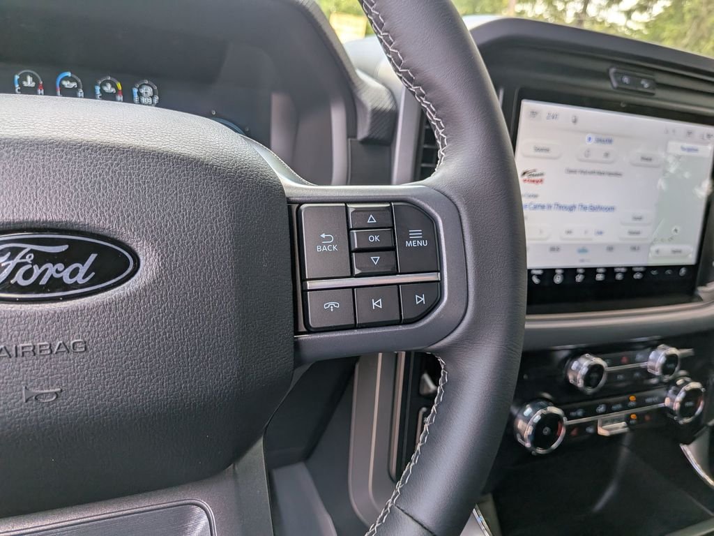 New 2026 Oxford White Ford XLT image 21