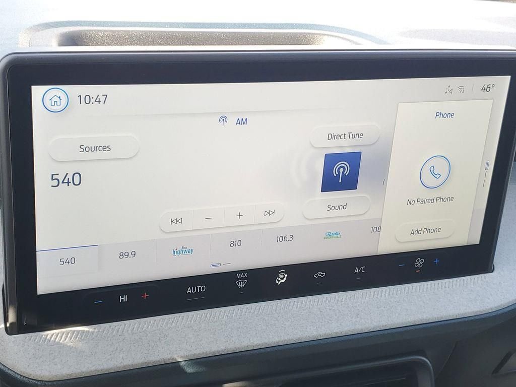 New 2026 Oxford White Ford XLT image 13