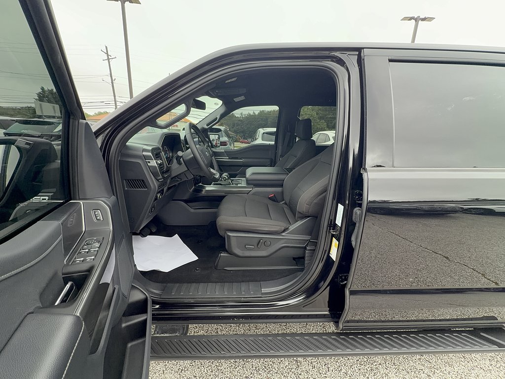 Certified Used 2023 Agate Black Ford XLT image 10