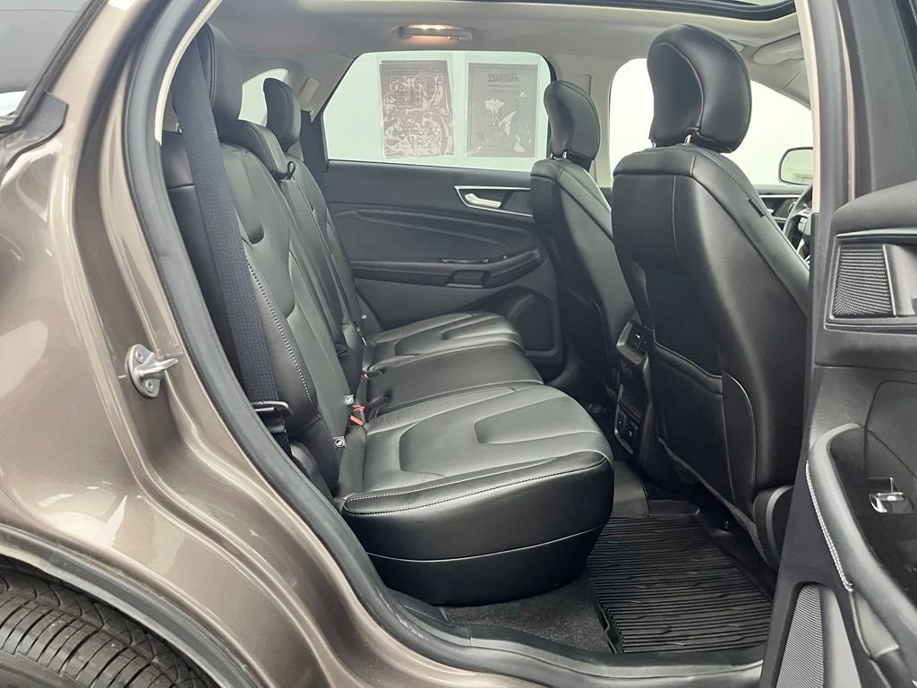 Used 2019 Stone Gray Metallic Ford Titanium image 37