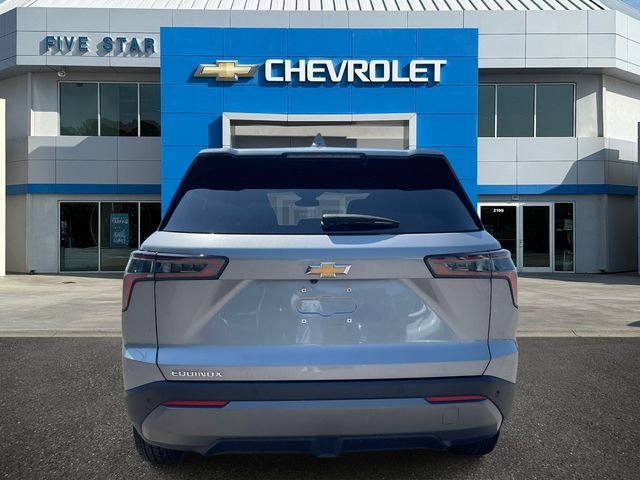 Used 2025 Gray Chevrolet LT image 5