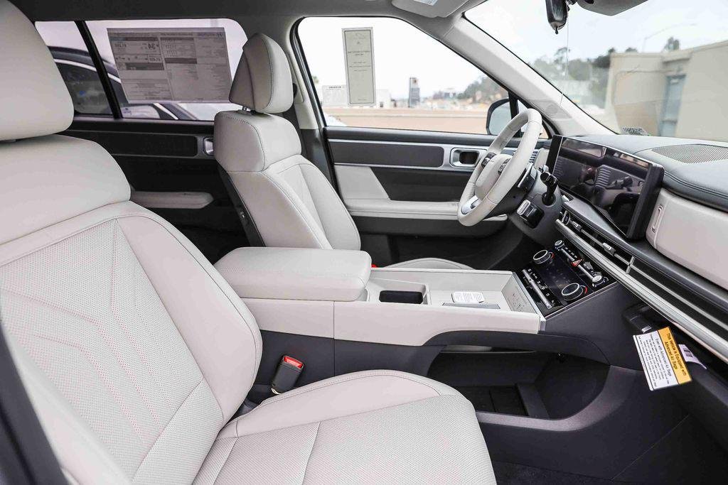 New 2026 White Hyundai SEL image 19