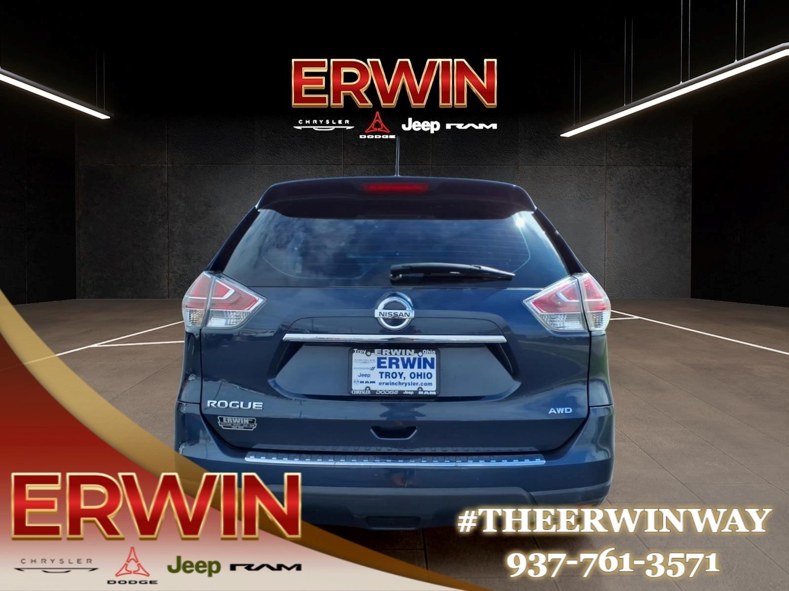 Used 2016 Arctic Blue Metallic Nissan S image 6