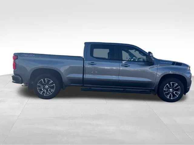Used 2022 Gray Chevrolet RST image 7